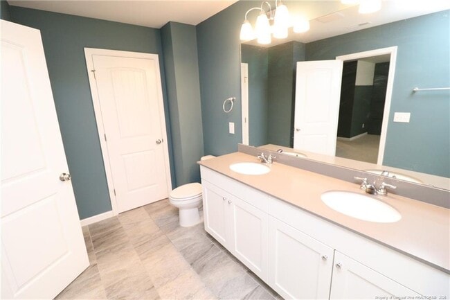 Building Photo - 755 Amarra Dr
