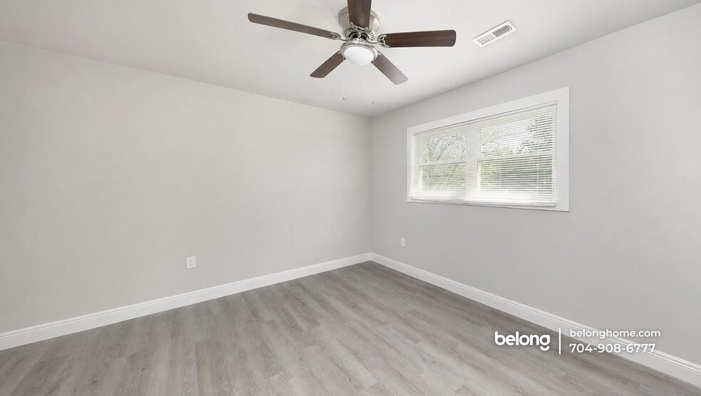 Building Photo - 3216 Credenza Rd