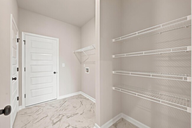 Building Photo - 334 Kindred Spirits Dr