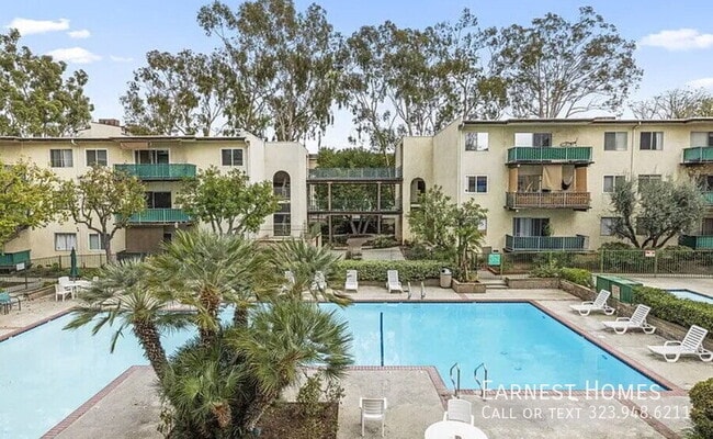 Building Photo - 5460 White Oak Ave