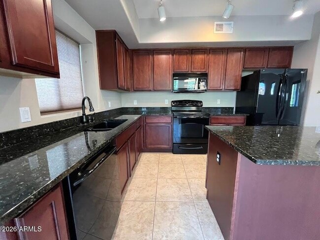 Building Photo - 2150 W Alameda Dr