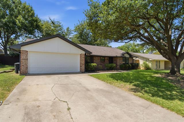 Building Photo - 2223 Sierra Dr