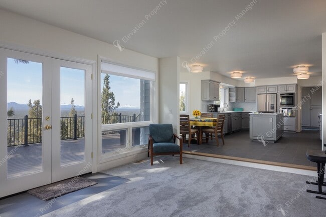 Building Photo - Luxury Living with Unmatched Cascade Views...