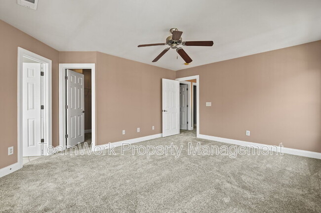 Building Photo - 9034 Parlor Dr