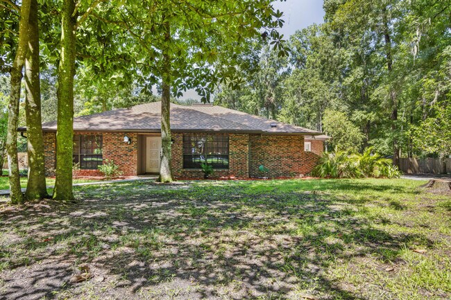 Building Photo - 5922 NW 57th Way