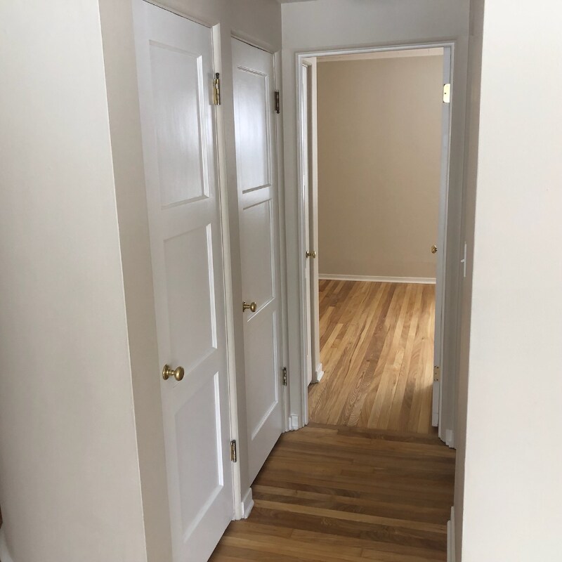 Building Photo - 1227 S Division St