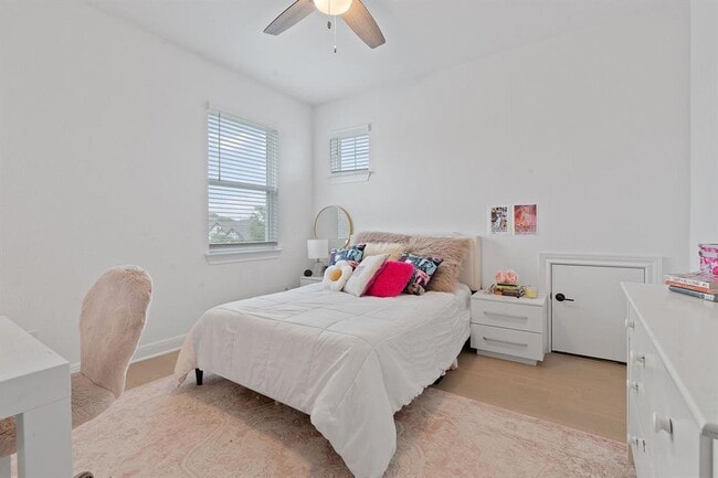 Building Photo - 309 Pear Tree Ln
