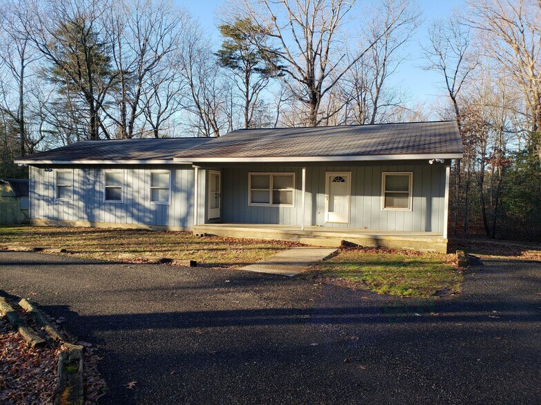 Building Photo - 47428 Sewell Rd
