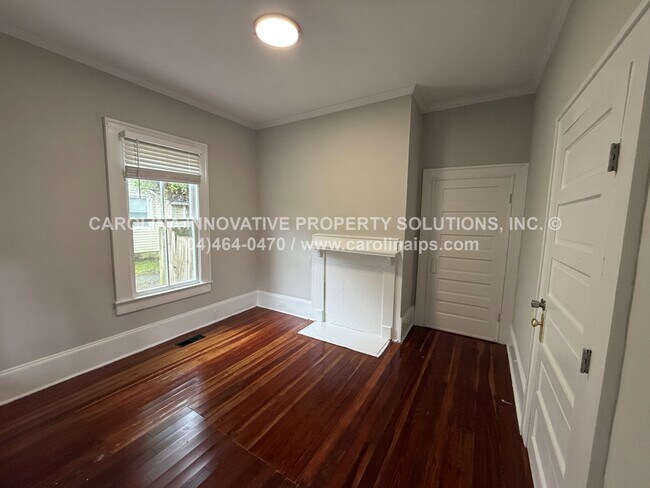 Building Photo - 363 Ebenezer Ave