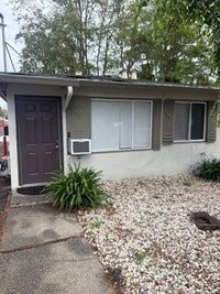 Building Photo - Great 1 Bedroom 1 Bath