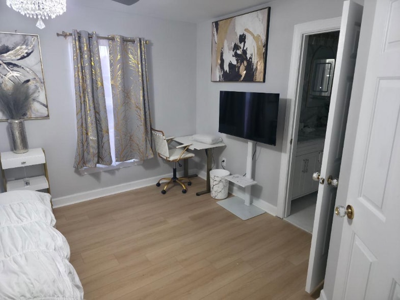 Building Photo - 111 Fawn Hill Rd