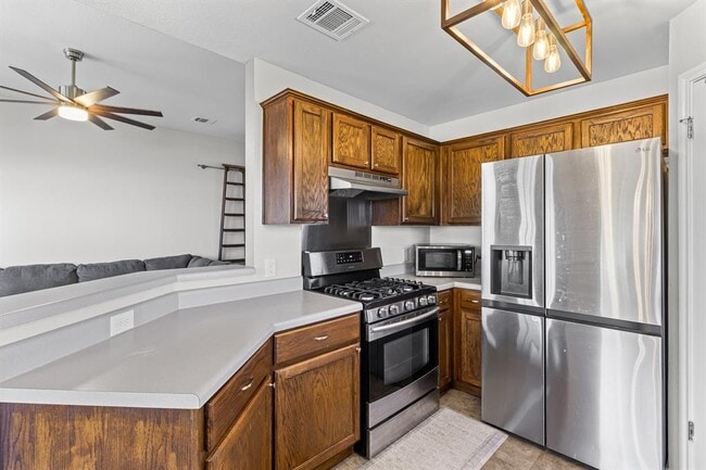 Building Photo - 1318 Settlers Valley Dr