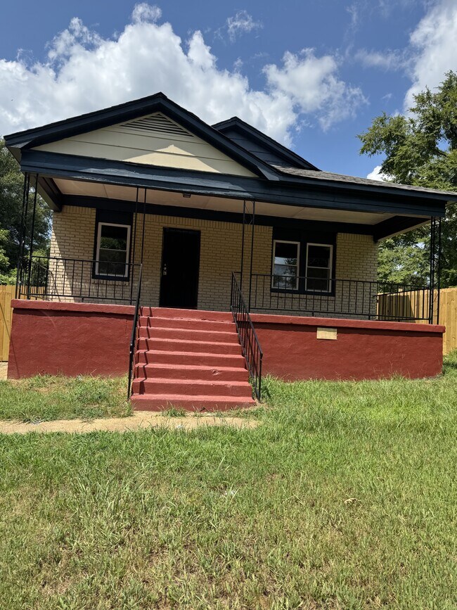 Building Photo - 444 Honduras Dr