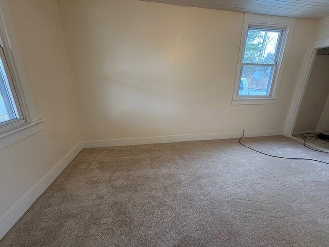 Building Photo - 50 Sullivan Rd