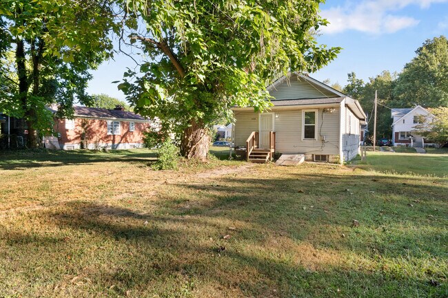Building Photo - 3424 Hale Ave