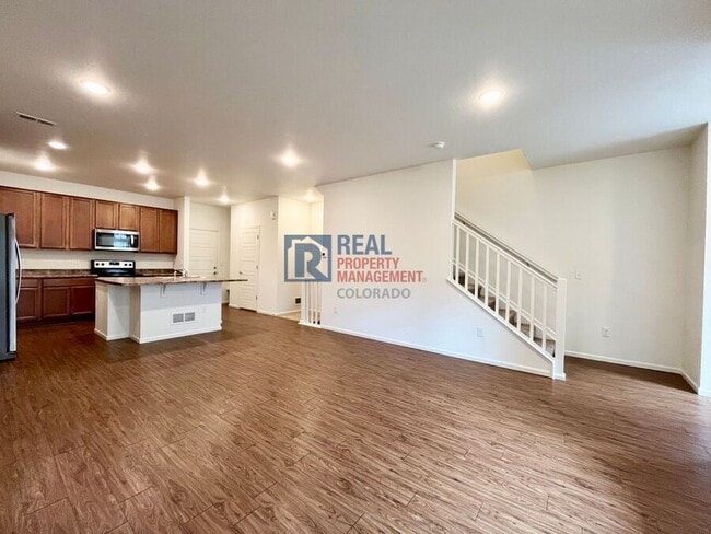 Building Photo - 3861 N Himalaya Rd