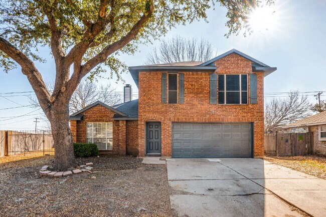 Building Photo - A Two-Story Classic!