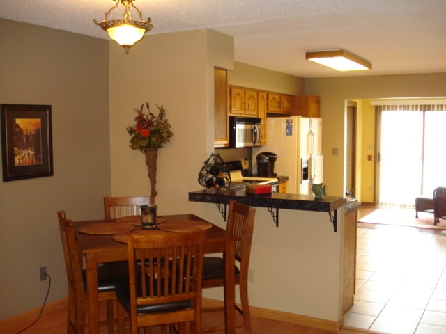 Building Photo - 1335 Lauderdale Pl