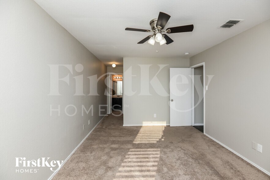 Building Photo - 9021 Cheswick Dr