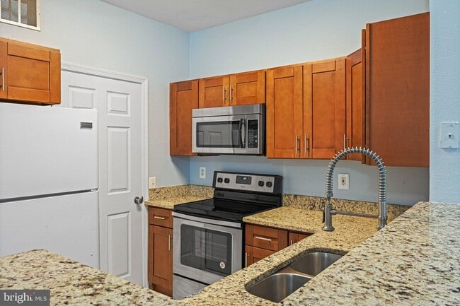 Building Photo - 1580 Spring Gate Dr.