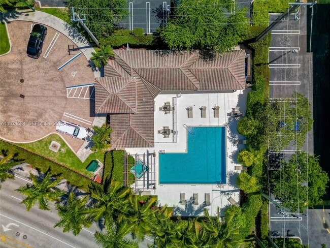 Building Photo - 18413 NE 27th Ct