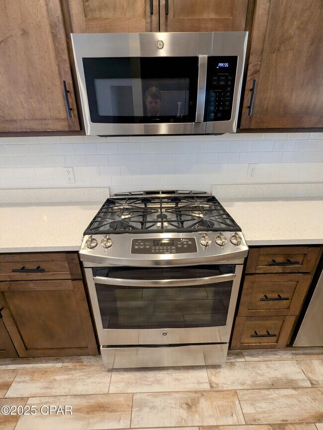 Building Photo - 325 Turtle Cove