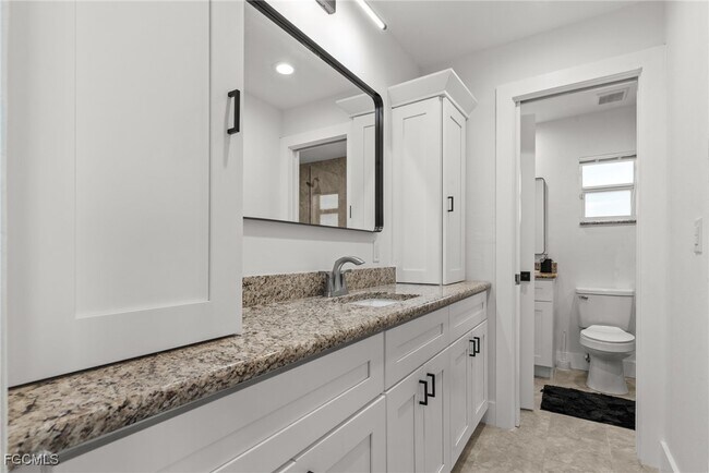 Building Photo - 8487 Jenny Cae Ln