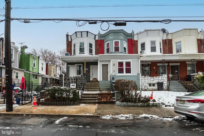 Building Photo - 6110 Sansom St