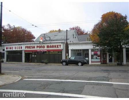 Primary Photo - 76 Standish St