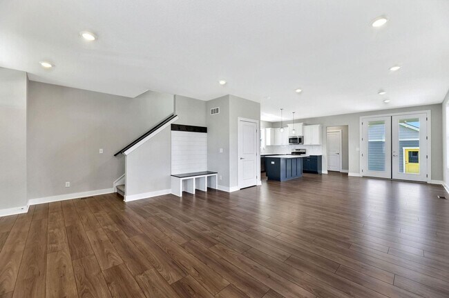 Building Photo - Victorian Charm Meets Modern Living in Mai...
