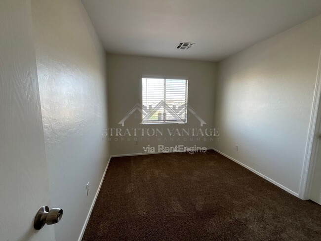 Building Photo - 12405 W Scotts Dr