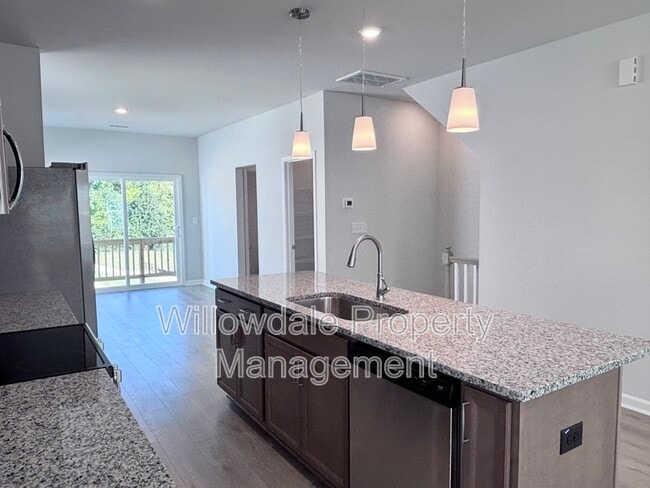 Building Photo - 398 Chesapeake Cmns St