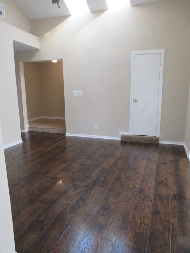 Building Photo - 12806 Flaxseed Way