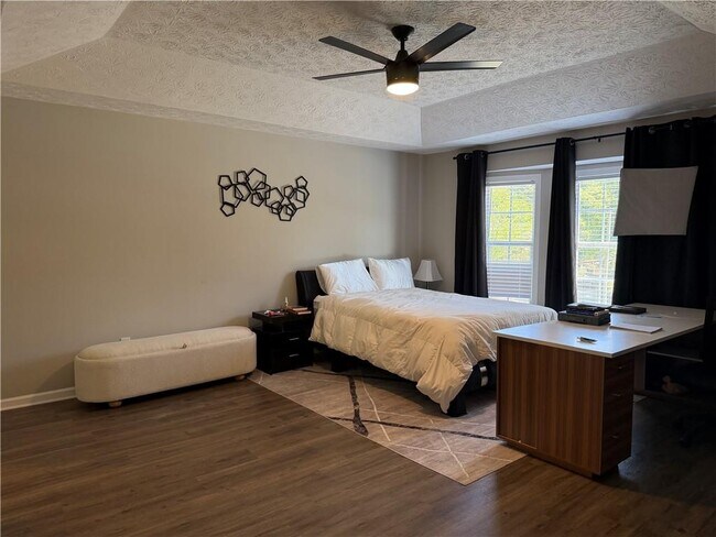 Building Photo - 934 Bay Ridge Dr