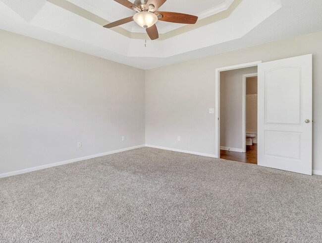 Building Photo - 4 Bed/2 Bathroom Home in Richmond Place