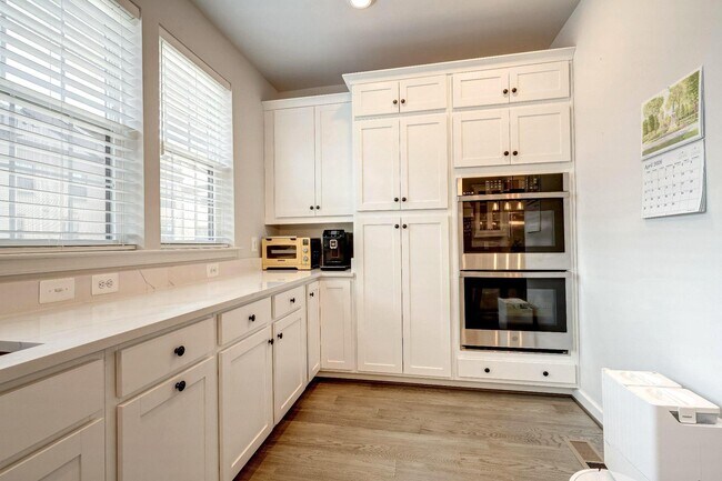 Building Photo - 12544 Ovation Dr