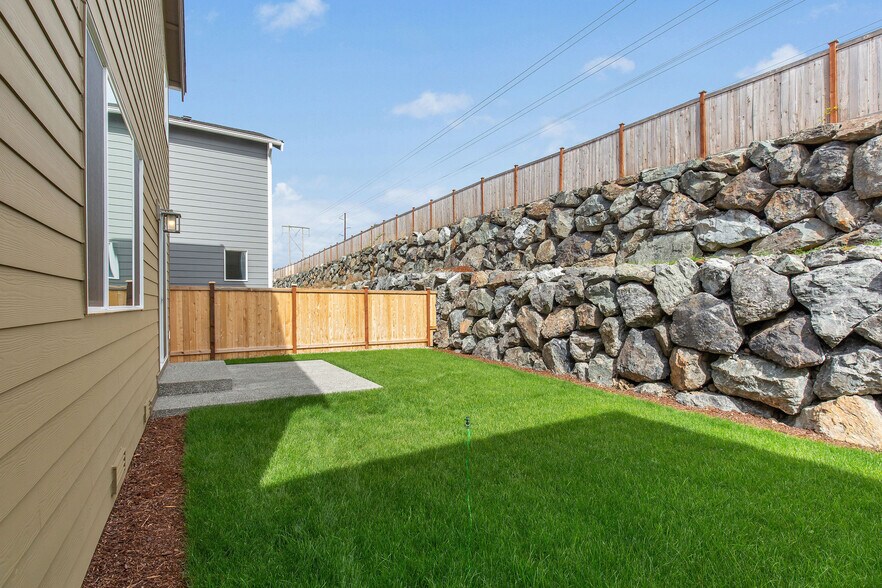 Building Photo - 3615 80th Ave NE