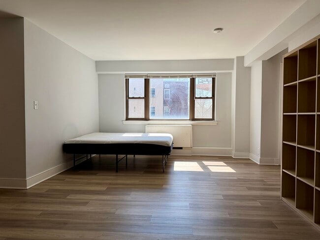 Building Photo - 8800 JFK Blvd E