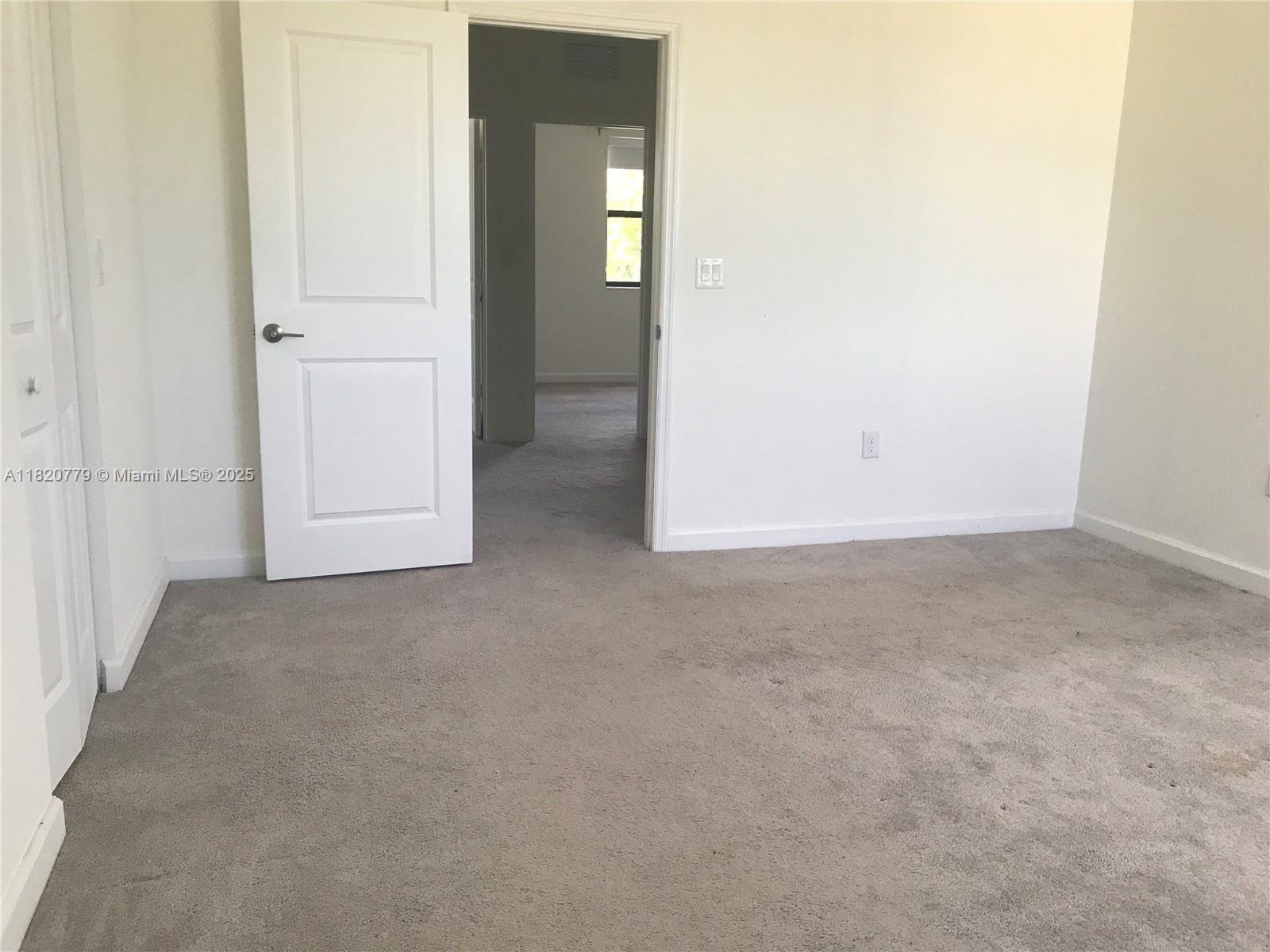 Building Photo - 278 NE 208th Ter