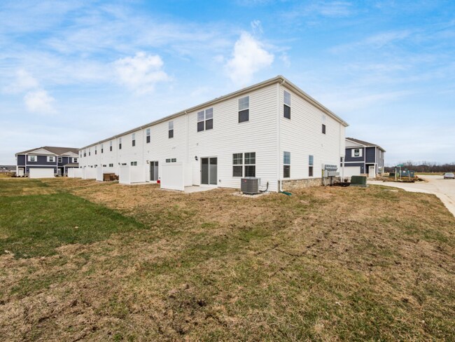 Building Photo - 1463 Koppel Way