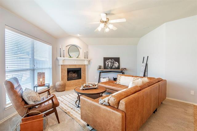 Building Photo - 9728 Hedge Bell Dr