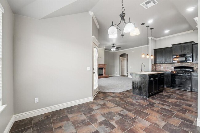 Building Photo - 4925 NW 164th Terrace