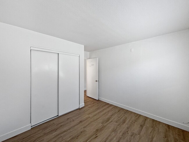 Building Photo - Updated 3B/2BA House in North Park w/ Cove...