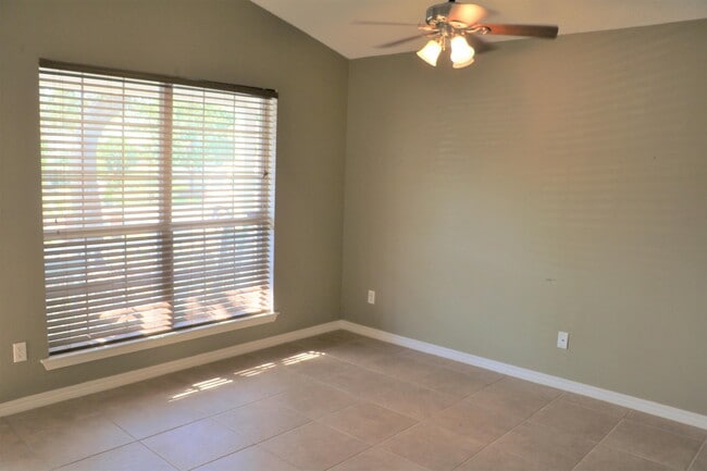 Building Photo - 1784 Ivalea Cir