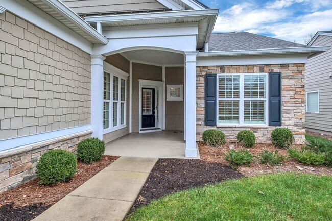 Building Photo - Del Webb Lake Providence Home