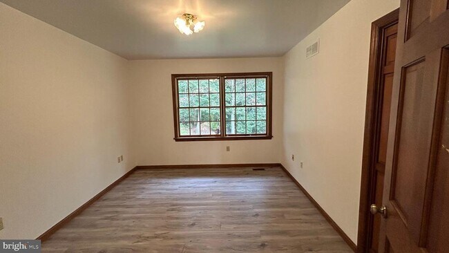 Building Photo - 1039 Elwood St