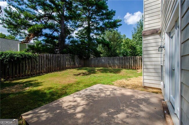 Building Photo - 10840 Mortons Crossing