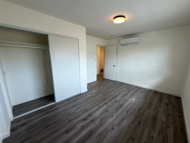Building Photo - 1110 Mira Mar Ave