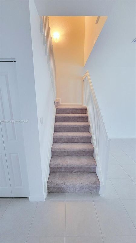 Building Photo - 12010 NW 47th Manor