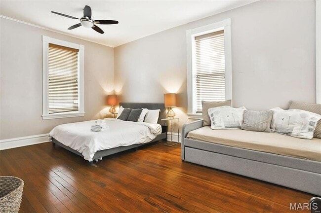 Building Photo - 2018 Senate St